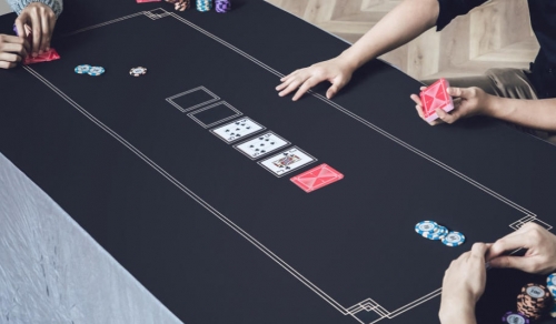 德州撲克大小盲注陷阱全解析：香港玩家實戰視角下的常見錯誤與進階避坑指南